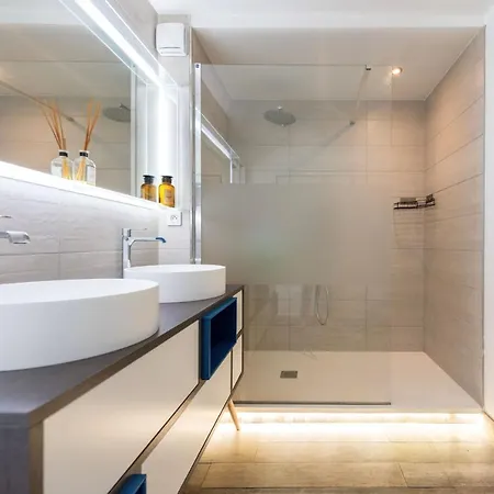 Luxurious Flat With Balcony Appartement *